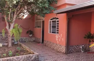Casa padrão para venda em conjunto cristina (são benedito) santa luzia-mg