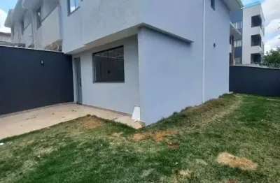 Casa geminada com entrada individual no bairro itapoa em belo horizonte