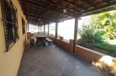 Casa com 2 quartos à venda na Avenida Doutor Ângelo Teixeira da Costa, Frimisa, Santa Luzia