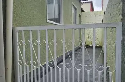 Casa com 2 quartos à venda na Rua Haroldo Lima, Monte Carlo, Santa Luzia