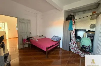 Casa com 2 quartos à venda no Monte Carlo, Santa Luzia 