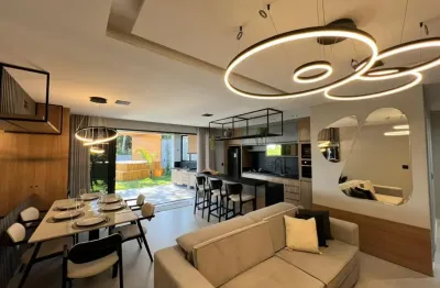 Casa de alto padrão com 3 suítes, varanda gourmet e automação completa