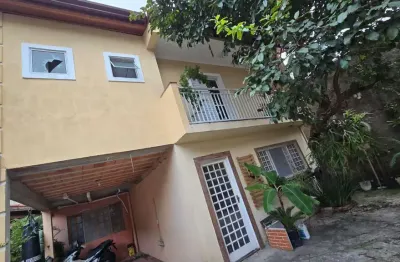 Casa com 3 dormitórios à venda, 160 m² por R$ 1.800.000,00 - Vila Galvão - Guarulhos/SP