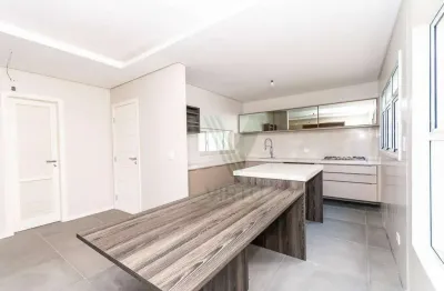 Casa em condomínio fechado com 4 quartos à venda no São João, Curitiba 