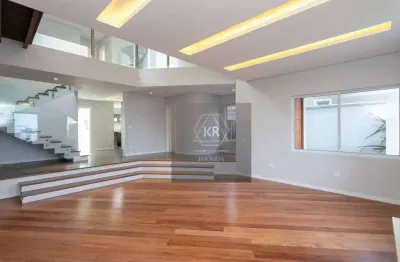 Casa em condomínio fechado com 4 quartos para alugar no São João, Curitiba 