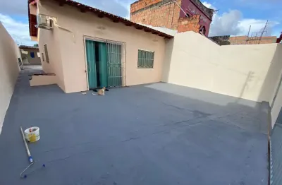 Casa de 87m² com 2 quartos sendo 1 master com closet e 2 vagas + energia solar no novo aleixo