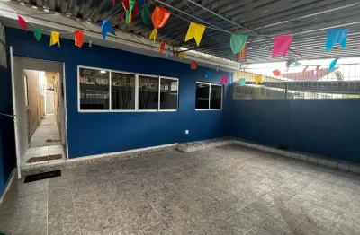 Casa à venda – 3 quartos (1 suíte) – 120m² – excelente localização!*