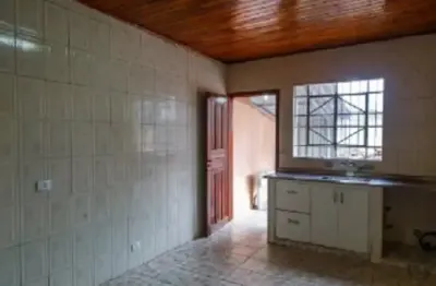 Casa com 3 dormitórios e 2 vagas próximo ao metrô vila prudente