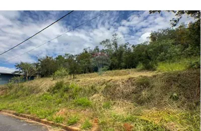Terreno à venda na Rua Seis, SN, Centro, Rio Acima