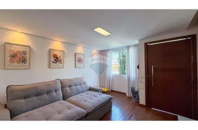 Casa com quintal e edícula no caiçara – conforto e espaço em uma rua tranquila de bh