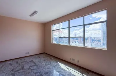 Sala comercial – 30m², vista panorâmica e localização estratégica!