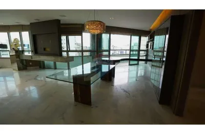 Seu apartamento de 240 m², 4 quartos e lazer completo com quadra de tênis no belvedere