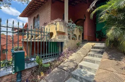 Casa com 4 quartos à venda na Rua Santos, 1436, Jardim América, Belo Horizonte