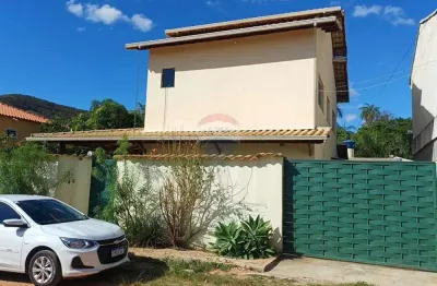 Casa serra do cipó  piscina, área gourmet.  3 quartos e ambientes integrados