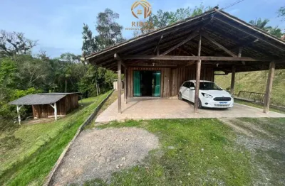 Casa com 3 quartos à venda no Rio Branco, Guaramirim 