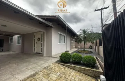 Casa à venda em jaraguá do sul-sc, bairro czerniewicz - jaragua do sul.