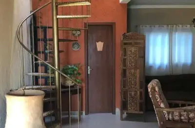 Casa com 2 quartos à venda na servidão aparício sinfronio pereira, --, rio tavares, florianópolis por r$ 1.300.000