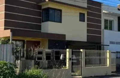 Casa com 3 quartos à venda na rua valdeci izidro da silveira, --, ribeirão da ilha, florianópolis por r$ 1.800.000