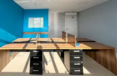 Sala comercial para alugar na rua general liberato bittencourt, --, estreito, florianópolis por r$ 2.493