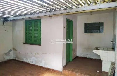 Vendo ótimo sobrado comercial boa localização - com 3 dormitórios, com 1 banheiro no piso superior, lavabo, edícula com banheiro.