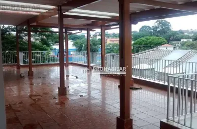 Vendo excelente casa na cidade dutra  para fins residencial e comercial de 315 m², com 3 dormitórios sendo uma suíte com hidromassagem,