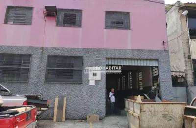 Vendo excelente galpão na avenida atlântica com  área do terreno 520m² e 433 m² de área construída ótima localização