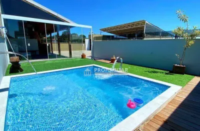 Vendo excepcional prédio comercial com 3 pavimentos. 1 galpão de frente para avenida, 6 casas com garagem, linda cobertura com piscina e churrasqueira