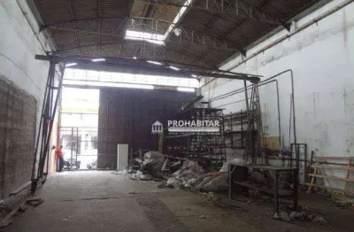 Vendo excelente galpão de 250 m² no bairro guarapiranga, com salas e banheiros, pé direito alto, próximo ao parque do guarapiranga, próximo à avenida