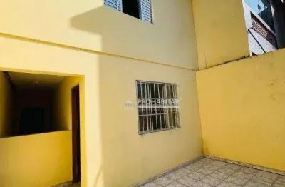 Sobrado com casa para renda, 110m² área construída!