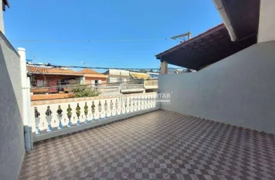 Casa com 3 quartos para alugar na Rua Bergson Gurjão Farias, --, Jardim Guanhembu, São Paulo