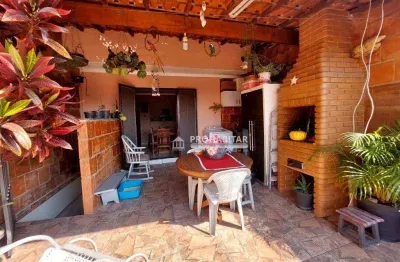 Casa com 4 quartos à venda na Rua Carlos Sgarbi Filho, --, Parque Grajaú, São Paulo