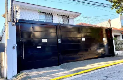Casa comercial com 8 salas para alugar na Rua Acruás, --, Vila Congonhas, São Paulo