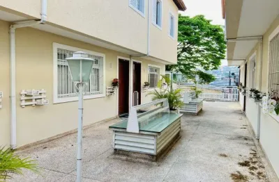 Casa com 3 quartos à venda na Rua João Bressane, --, Vila Campo Grande, São Paulo