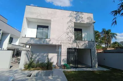 Casa em condomínio fechado com 4 quartos à venda na Rua Carlos Baptista de Magalhães, --, Jardim Prudência, São Paulo
