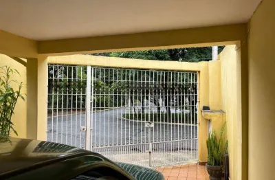 Sobrado com 3 quartos à venda no parque das árvores