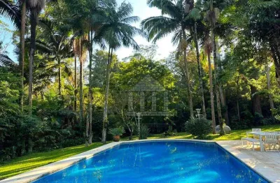 Casa com 5 quartos à venda na Rua Angra dos Reis, --, Chácara Flora, São Paulo