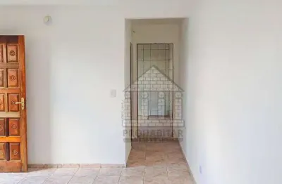 Casa com 2 quartos para alugar na Rua Humberto Albuquerque Câmara Neto, --, Jardim Guanhembu, São Paulo