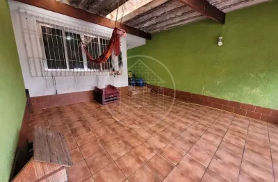 Sobrado à venda, 122 m² por R$ 700.000,00 - Vila Santo Antônio - São Paulo/SP
