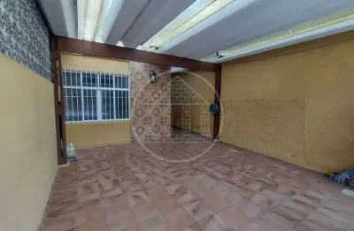 Casa com 2 quartos à venda no Jardim Cristal, São Paulo 