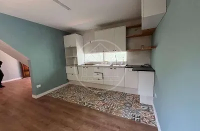 Casa com 5 quartos à venda no Jardim Roschel, São Paulo 