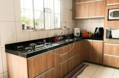 Casa com 3 dormitórios à venda, 292 m² por R$ 370.000,00 - Parque do Lago - São Paulo/SP