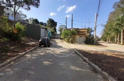 Terreno em condomínio fechado à venda no Parque do Terceiro Lago, São Paulo 