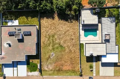 Terreno em condomínio fechado à venda no Loteamento Chácaras Embu Guaçu, Embu-Guaçu 