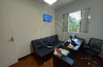 Casa com 3 quartos à venda na Vila São Paulo, São Paulo 