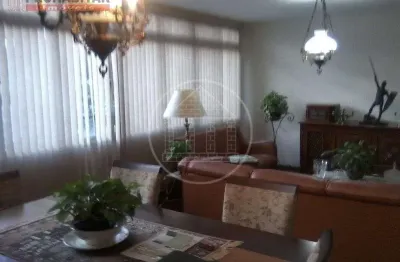 Sobrado Residencial à venda, Jardim Cordeiro, São Paulo - SO1824.