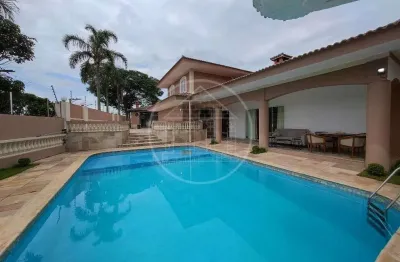 Sobrado com 3 dormitórios à venda, 495 m² por R$ 2.500.000,00 - Interlagos - São Paulo/SP