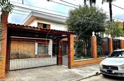 Sobrado com 4 Dorms, Piscina e Churrasqueira – Bolsão de Interlagos