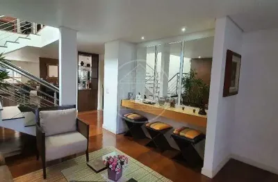Casa com 4 quartos à venda na Chácara Monte Alegre, São Paulo 