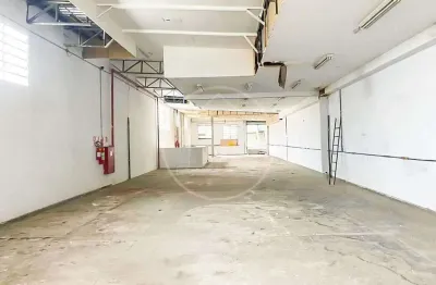 Barracão / Galpão / Depósito com 5 salas à venda em Americanópolis, São Paulo 