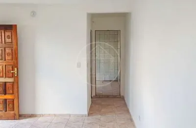 Casa com 2 quartos para alugar no Jardim Guanhembu, São Paulo 